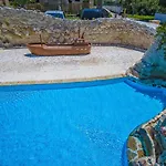 Antonis Appartement *