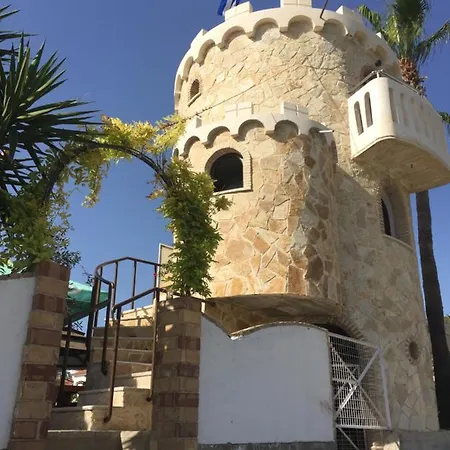 Antonis Apartman