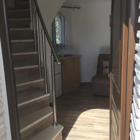 Antonis Apartman *